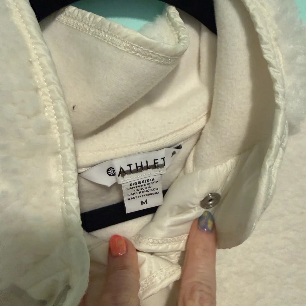 Athleta cozy Sherpa  Cream Pullover Fleece quarter snaps